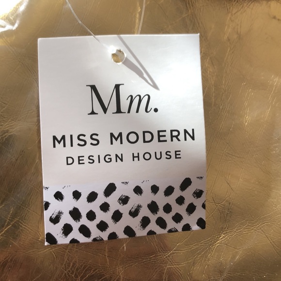 “HELLO HEART” Gold Versatile lined Tote Bag. New with tag. ❤️‍🔥😎 - Picture 6 of 7